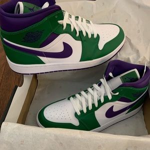 Jordan 1 Mid Incredible Hulk Sz 11.5 DS
